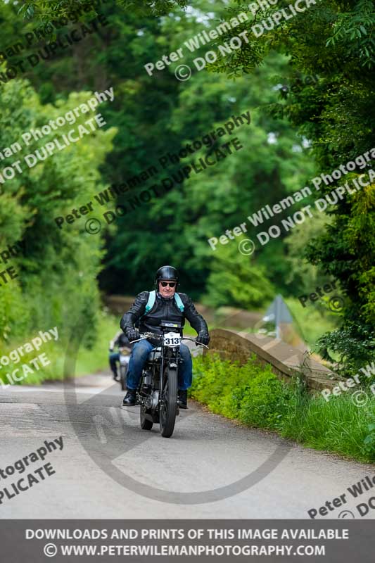 Vintage motorcycle club;eventdigitalimages;no limits trackdays;peter wileman photography;vintage motocycles;vmcc banbury run photographs